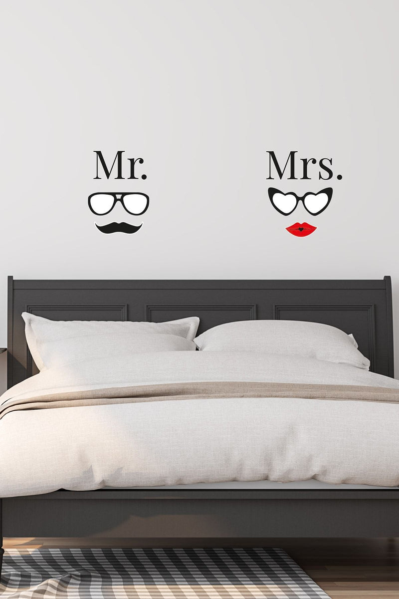 Mr. Mrs. Yatak Odası Başlık Sticker Seti