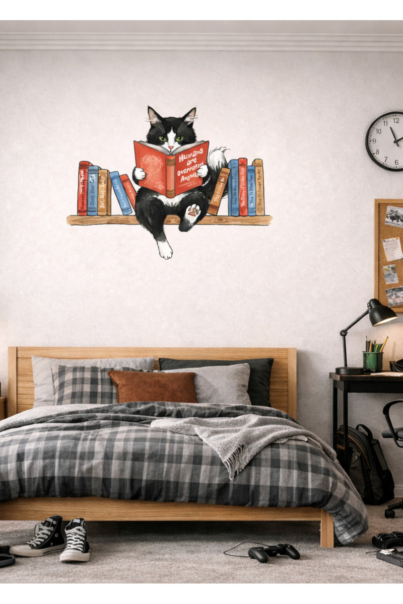 Rafta Kitap Okuyan Kara Kedi Dekoratif Duvar Sticker