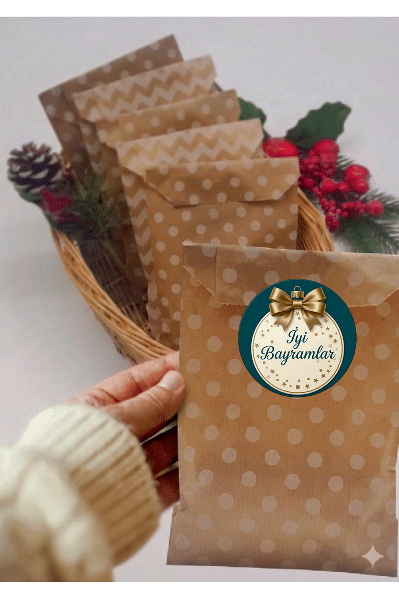 İyi Bayramlar yazılı, Paketleme Kutularına Özel Tasarım Etiketler 4 cm Çapında 15 Adet Etiket