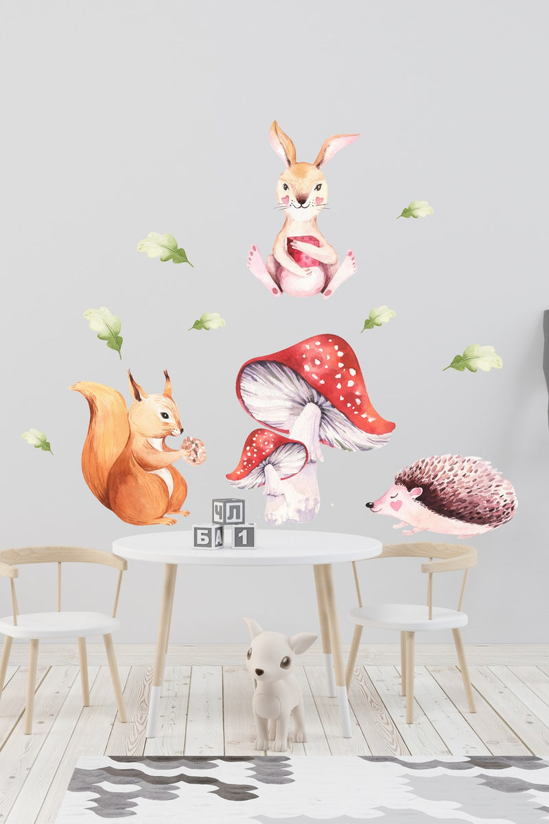 Dreamwallart Ormanda Yaşam Sevimli Canlılar Duvar Sticker Renkli