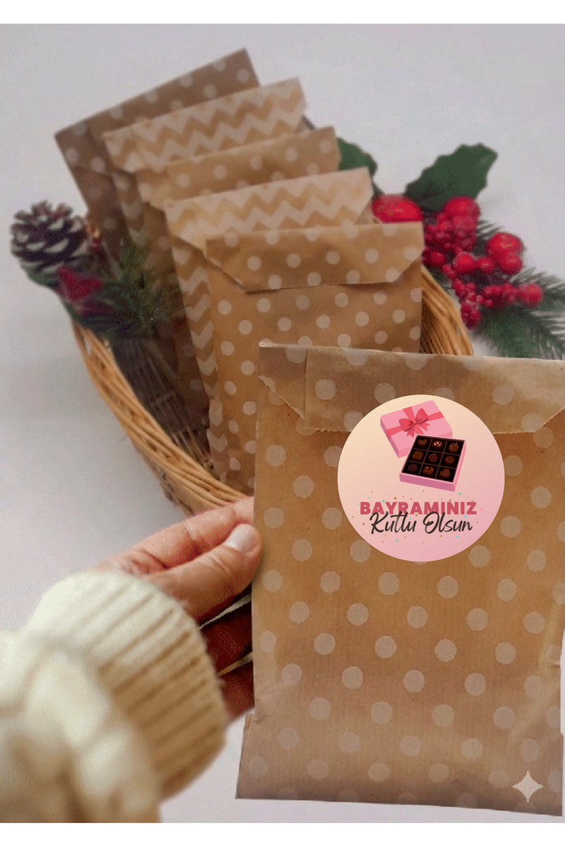 Bayramınız Kutlu Olsun yazılı, Paketleme Kutularına Özel Etiketler 4 cm Çapında 15 Adet Etiket