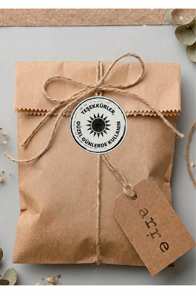 Paketlemeye özel 30 adet sticker, (farklı trend modeller ile mağazamızda kampanyalı olarak satışta)