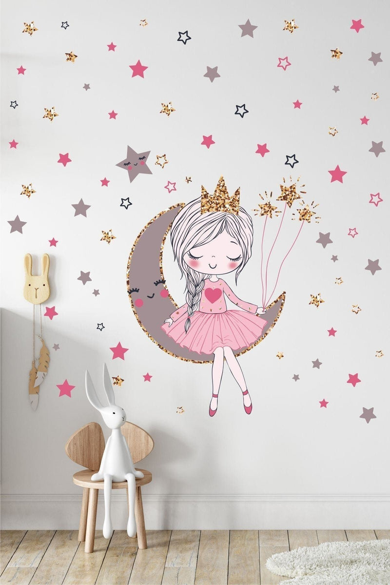 Orta Boy Ayda Oturan Sevimli Kız Çocuk Odası Duvar Sticker Seti