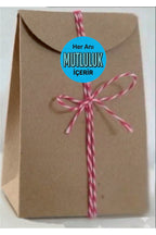 Paketleme Kutularına Özel Tasarım Etiketler 4 cm Çapında 15 Adet