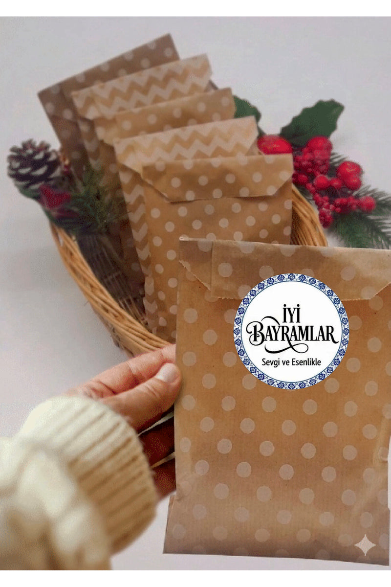 İyi Bayramlar yazılı, Paketleme Kutularına Özel Tasarım Etiketler 4 cm Çapında 15 Adet Etiket