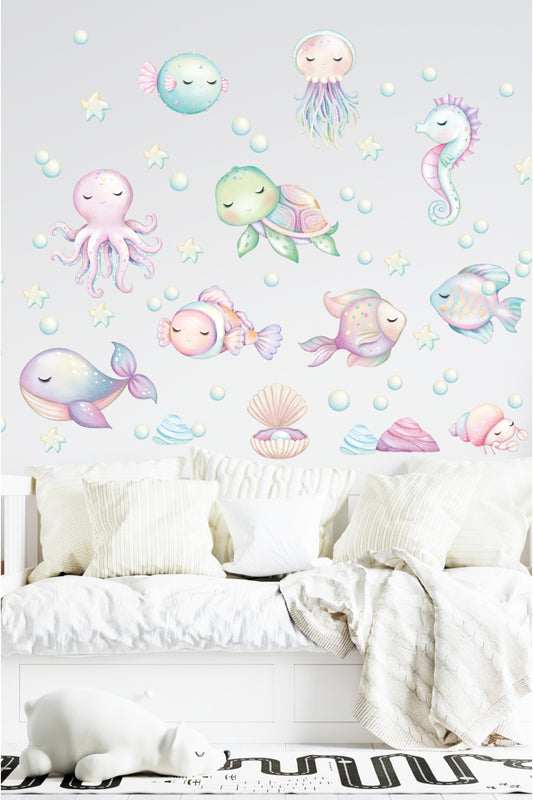 Pastel Rengarenk Okyanus Yaşamı Sevimli Balıklar Bebek Çocuk Odası Duvar Sticker Seti