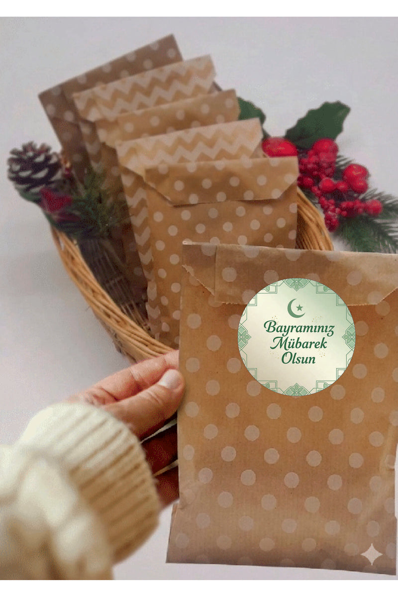 Bayramınız Mübarek Olsun yazılı, Paketleme Kutularına Özel Etiketler 4 cm Çapında 15 Adet Etiket