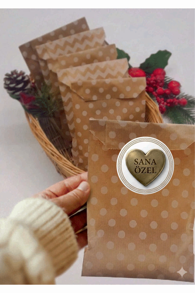 Paketleme Kutularına Özel Tasarım Etiketler 4 cm Çapında 15 Adet Sizin için sevgiyle hazırlandı
