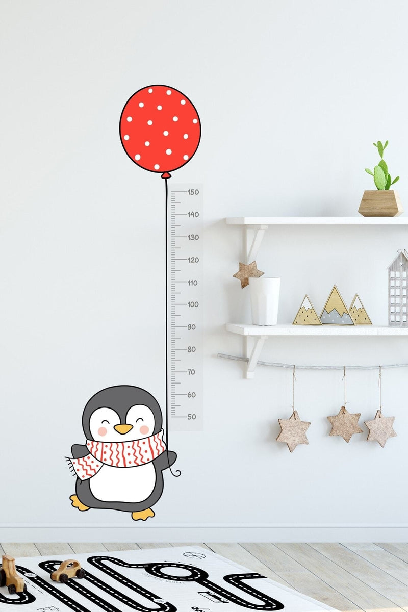 Kırmızı Balonlu Penguen Boy Ölçer Duvar Sticker