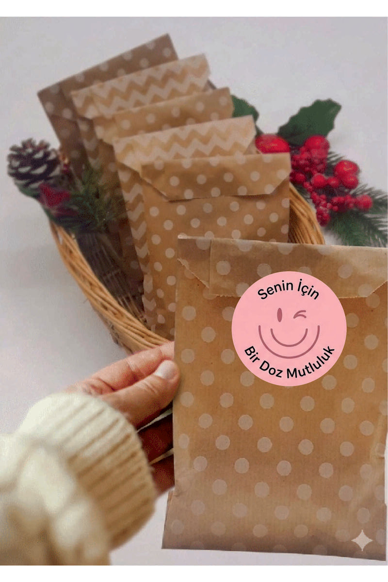 Paketleme Kutularına Özel Tasarım Etiketler 4 cm Çapında 15 Adet