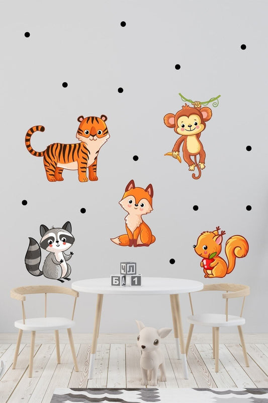 Sevimli Orman Hayvanları Tema Duvar Sticker Seti