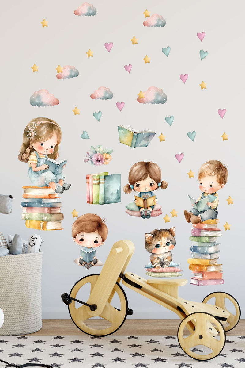 Kitap Okuyan Çocuklar Çocuk Odası Dekoratif Duvar Sticker Seti