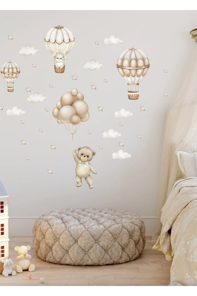 Soft Kahverengi Bej Tonlarda Uçan Balon Macerası Çocuk Odası Duvar Sticker Seti