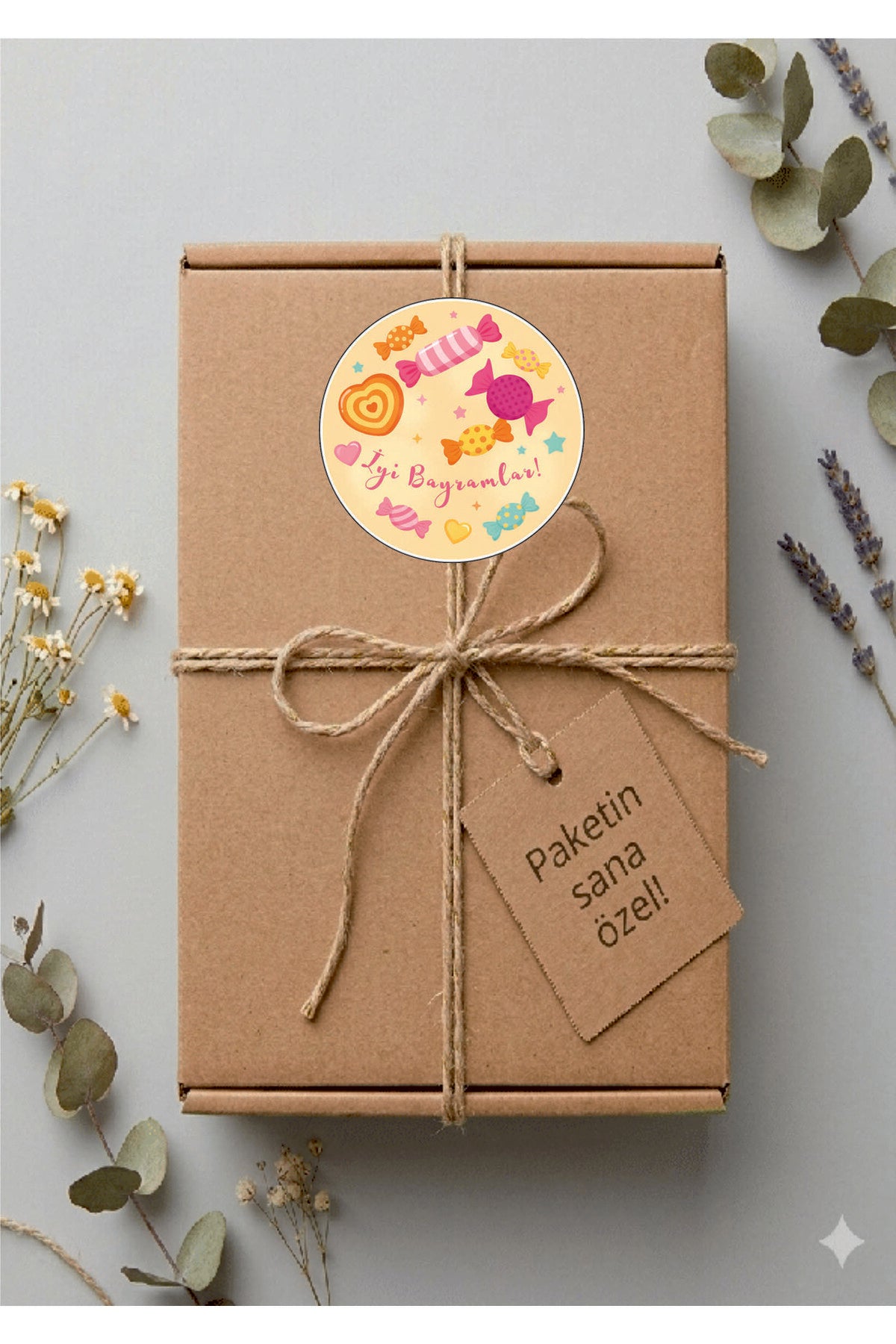 İyi Bayramlar yazılı, Paketleme Kutularına Özel Tasarım Etiketler 4 cm Çapında 15 Adet Etiket