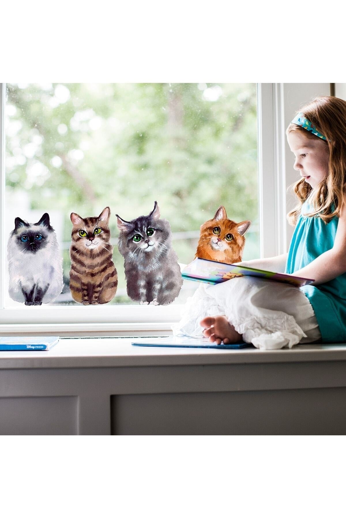 Bebek Ve Çocuk Kedi Tema  Odası Dekoratif Duvar Çıkartması