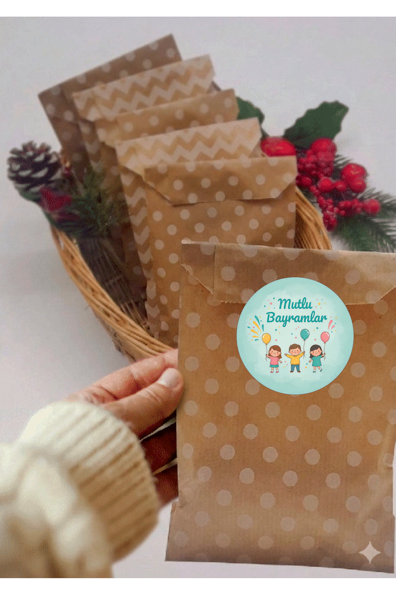 Mutlu Bayramlar yazılı, Paketleme Kutularına Özel Tasarım Etiketler 4 cm Çapında 15 Adet Etiket