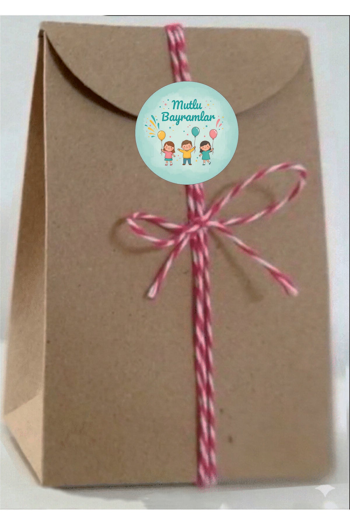 Mutlu Bayramlar yazılı, Paketleme Kutularına Özel Tasarım Etiketler 4 cm Çapında 15 Adet Etiket
