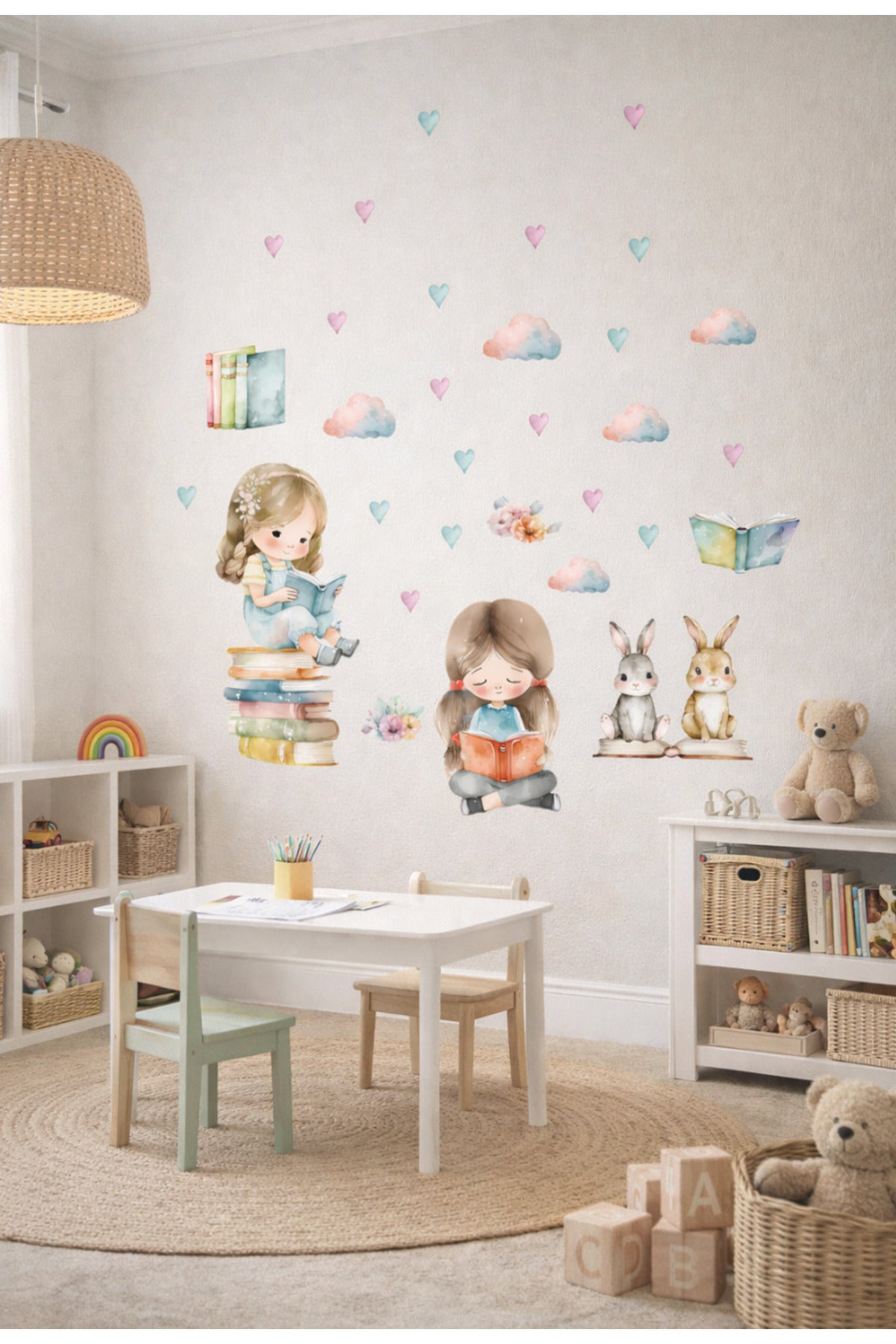 Kitap Okuyan Kızlar Anaokulu Kreş Duvar Sticker Seti