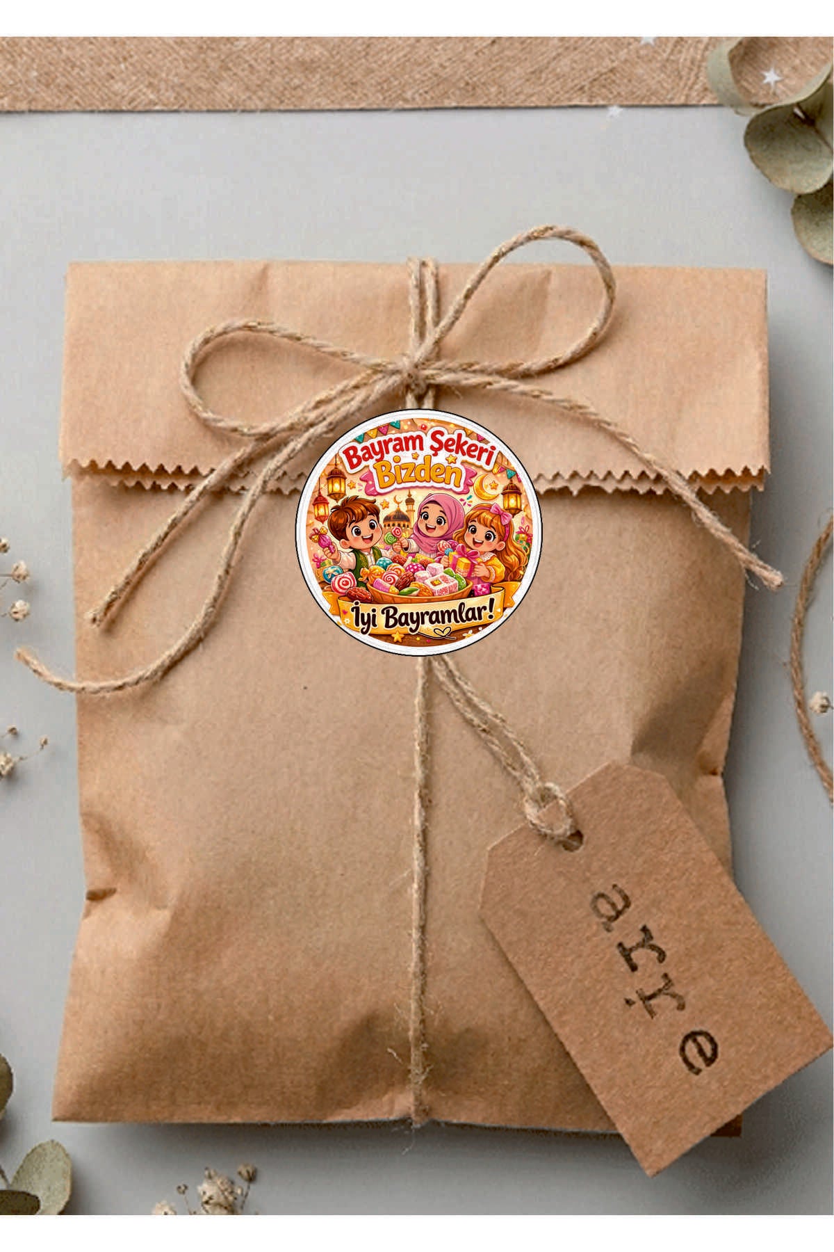 İyi Bayramlar yazılı, Paketleme Kutularına Özel Tasarım Etiketler 4 cm Çapında 15 Adet Etiket