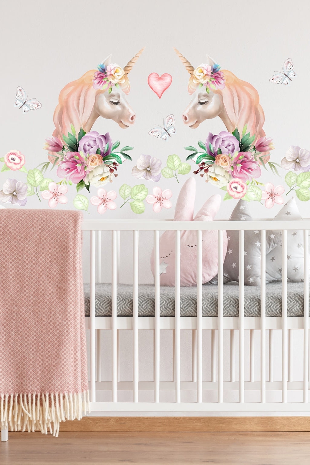 Ikiz Unicorn Suluboya Çiçekler Kız Bebek Çocuk Odası Duvar Sticker Seti
