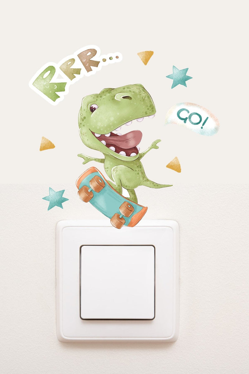 Priz - Kaykayda Dinozor Çocuk Odası Dekoratif Priz Sticker