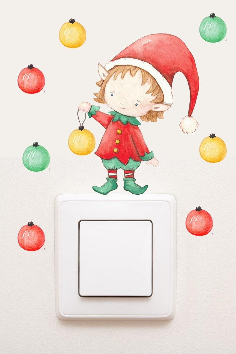 - Priz - Yeniyıl Sevimli Elf Ve Yılbaşı Topları Dekoratif Priz Sticker - Sim780