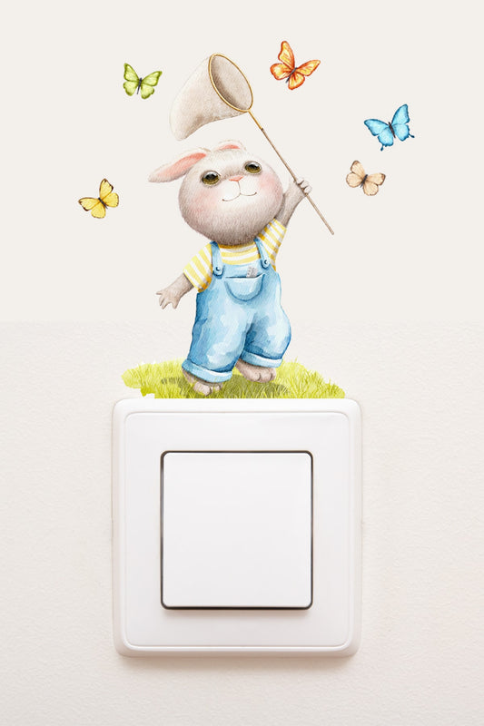 Minik Kelebekler Ve Tavşanın Oyunu Çocuk Odası Dekoratif Priz Sticker Seti