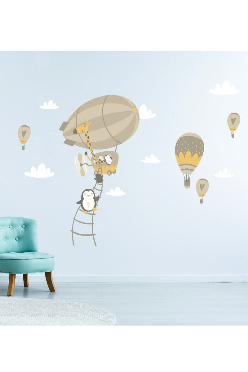 Havada Penguenler Zeplin Ve Hava Balonları Duvar Sticker Seti - Sim747