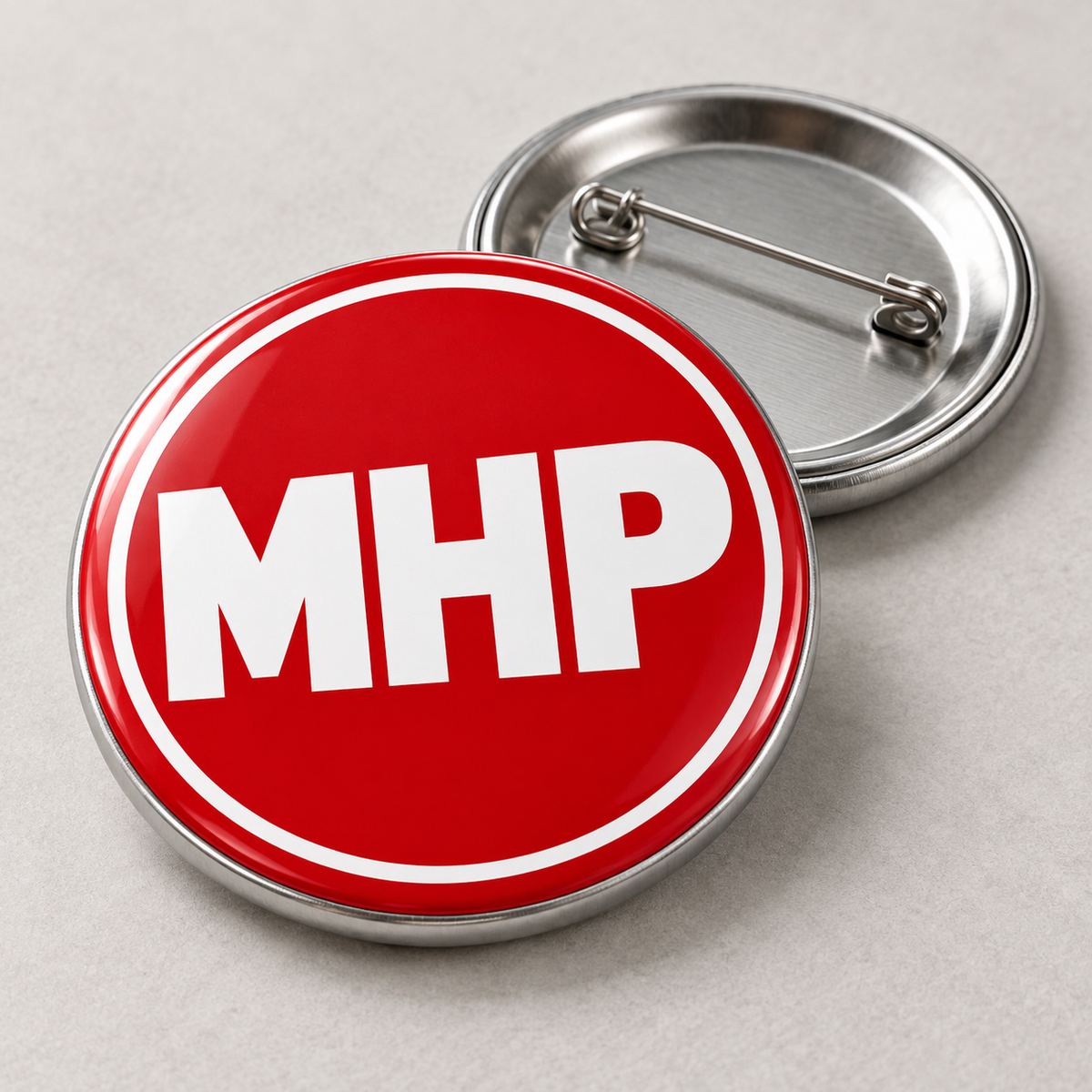 MHP Kırmızı Tipografi Rozet – 10 Adet / 5,8 cm – FR-RZ-3002 ürün mockup