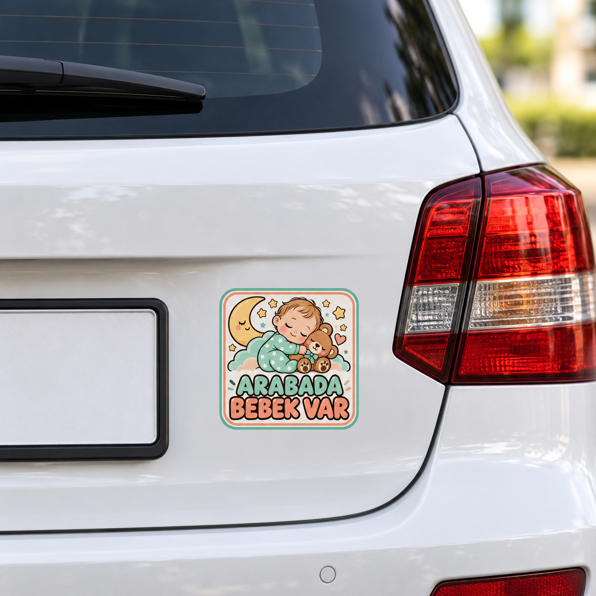 ST-AR-1002 araç arkasında sticker mockup