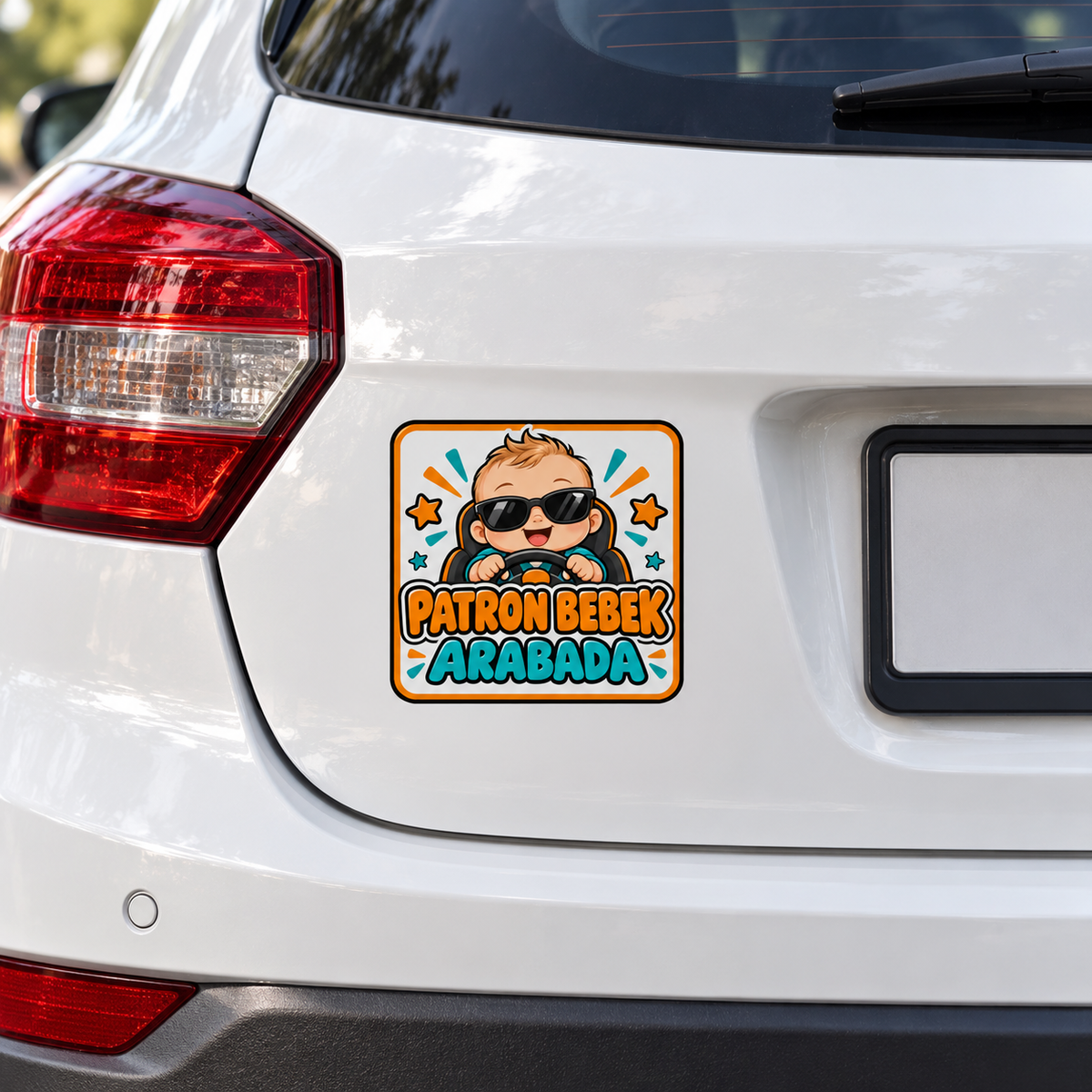 ST-AR-1004 araç arkasında sticker mockup