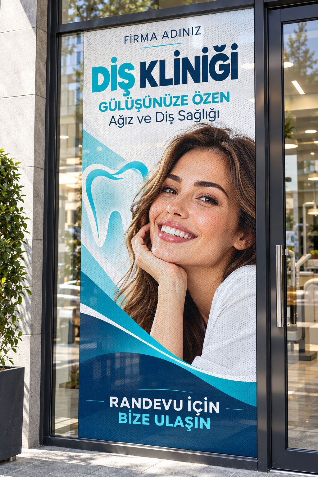Diş Kliniği One Way Vision Delikli Cam Baskısı uygulama mockup