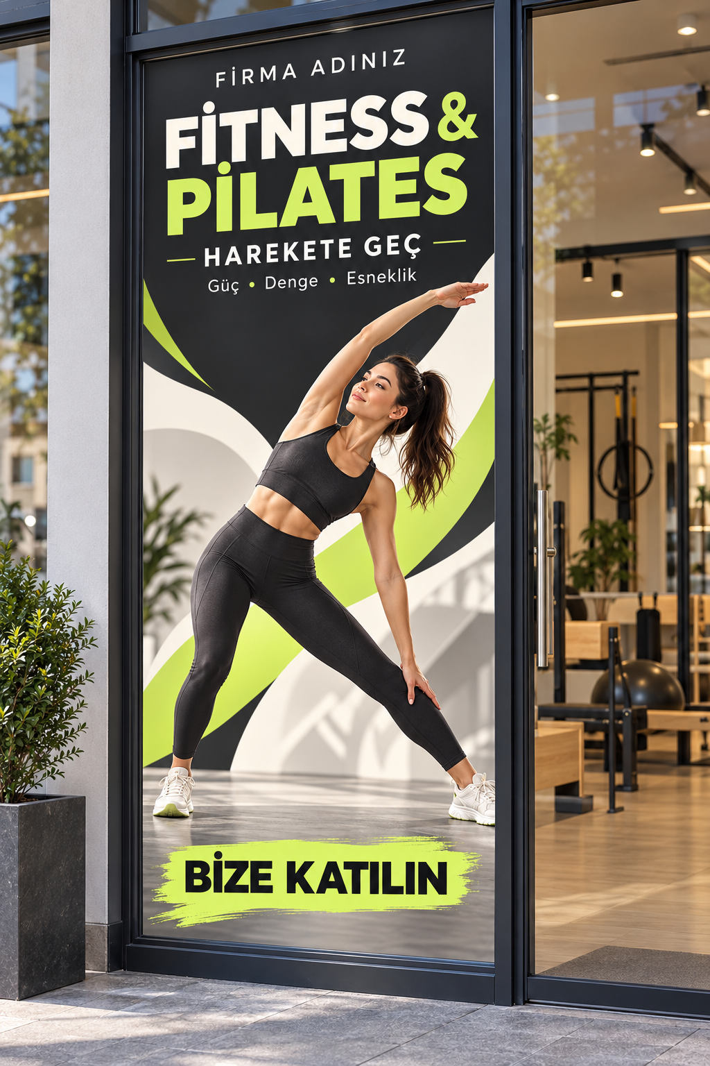 Spor ve Pilates Stüdyosu Folyo Baskı uygulama mockup